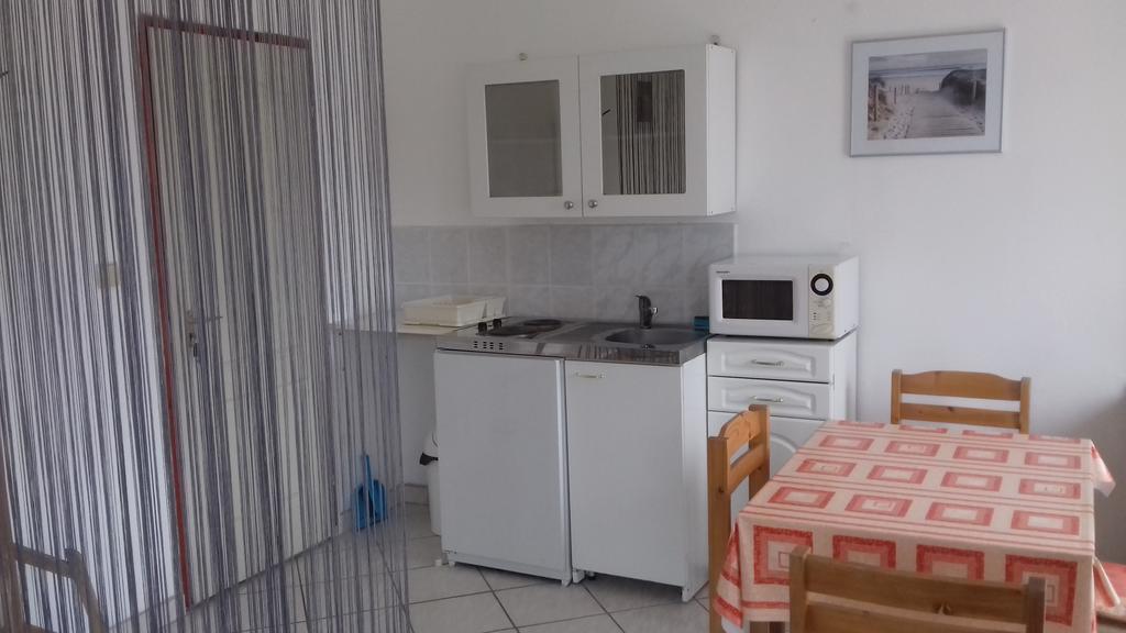 Apartmanhaz Balatonfenyves Exterior foto